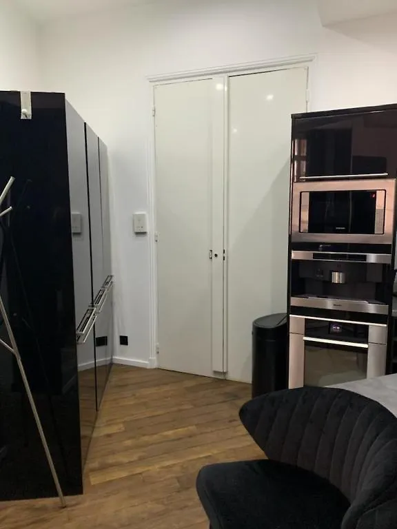 Paris Incredible Olympic Nest Apartment